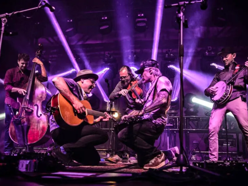 The Infamous Stringdusters & Molly Tuttle